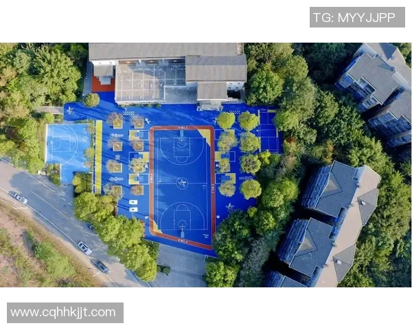 球场作为社区文化中心的多功能发展模式与实践探索